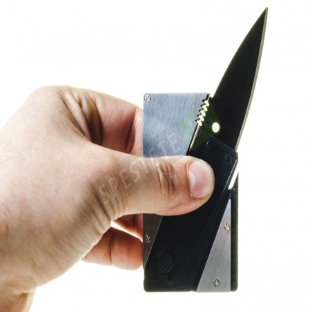 Sgvaem-noz-s-formata-na-kreditna-karta-CardSharp-01-09-07-CardSharp