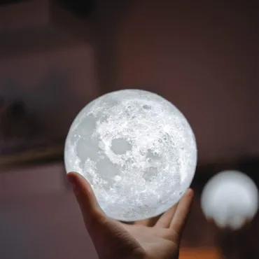 LED лампа луна с дистанционно управление - 3d Moon Lamp