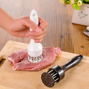 Уред за шпиковане, окрехкотяване на месо - Meat spiker