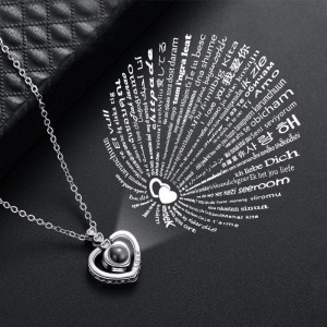 Колие с надпис Обичам те на 100 езика - LoveYouNecklace