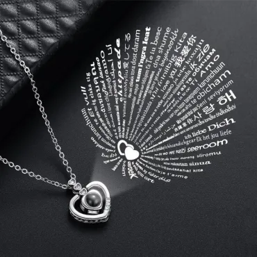 Колие с надпис Обичам те на 100 езика - LoveYouNecklace