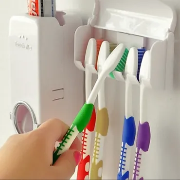 Автоматичен диспенсър за паста за зъби - ToothDisp
