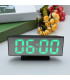 Светещ LED часовник със зелени цифри