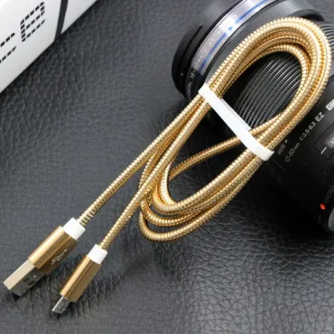 Кабел за зареждане – Micro USB, Type-C и Lightning за iPhone