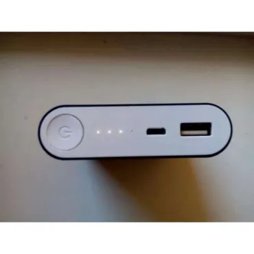 Външна батерия 10400mAh – надеждно зареждане за телефон и таблет