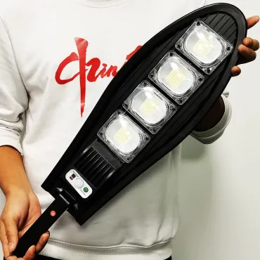 LED лампа с 3 режима и сензор за движение за двор и градина