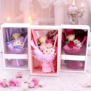 Кутия със сапунени рози за подарък - Love Box