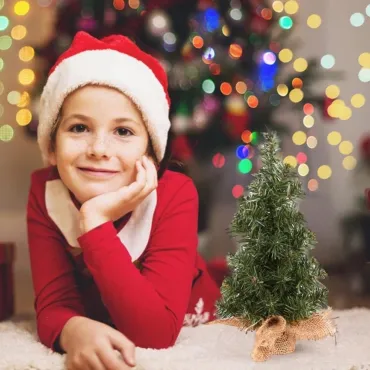 Декоративна Коледна елха - Празнична Украса за Вашия Дом