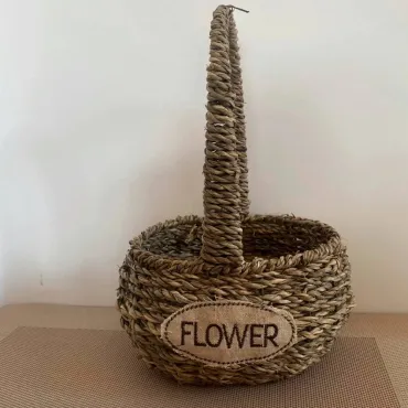 Великденски кошница с надпис "Flower love" винтич