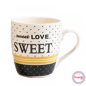 Чаша с дръжка, точки и надпис "Sweet Love"