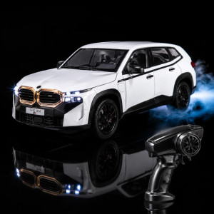 Метален автомобил BMW XM 1:24 с радиоконтрол