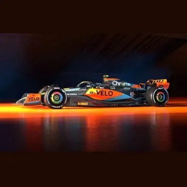 Колекционерска количка McLaren F1 1:24 | jumbo-catalog.bg