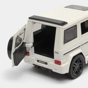 Метална кола Mercedes G-Class 1:24, Бяла