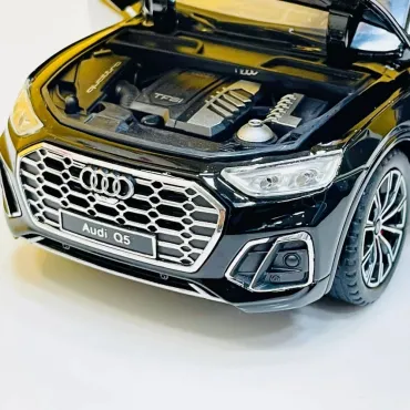 Изискана метална количка AUDI Q5 - jumbo-catalog.bg