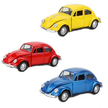 Метална кола Volkswagen Beetle, Отварящи се врати, 1:32 от jumbo-catalog.bg
