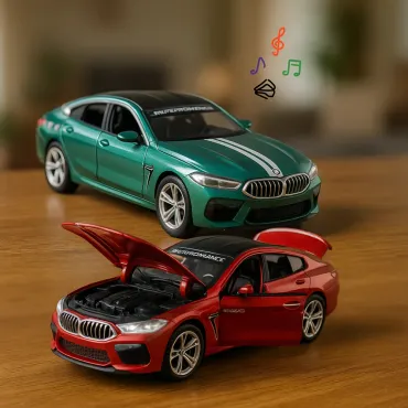 Колекционерска метална количка BMW M8 1:32 с ефекти