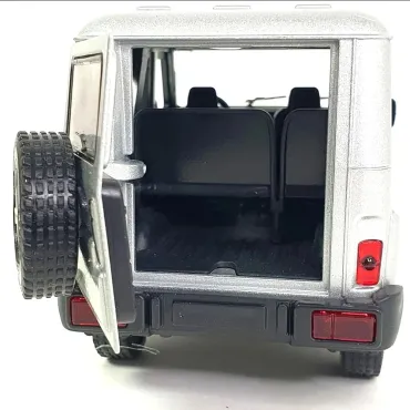 UAZ 3151 метална кола – мащаб 1:24, с отваряеми врати