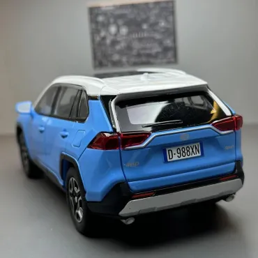 Метален модел на Toyota RAV4 – мащаб 1:24