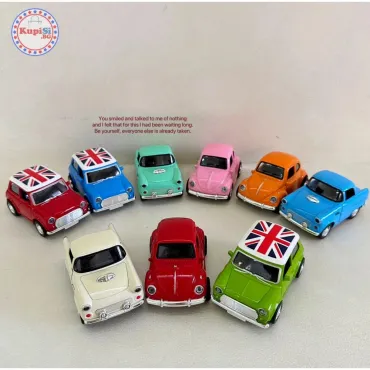 Метална играчка кола Mini Cooper с британски флаг