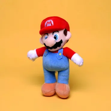 Плюшена играчка Супер Марио - любимия герой от Nintendo