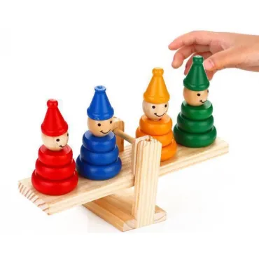 Дървена играчка, Везна с тежести