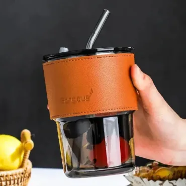Чаша със сламка - ТОП цена | jumbo-catalog.bg