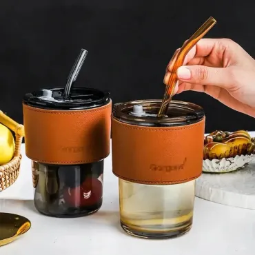 Чаша със сламка - ТОП цена | jumbo-catalog.bg