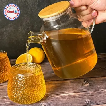 Стъклена кана за вода с капак