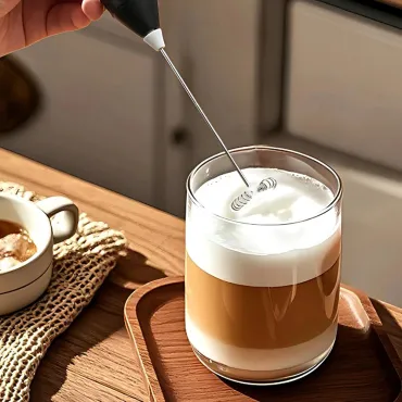 Мини миксер за фрапе, разбиване на яйца, мляко, сметана