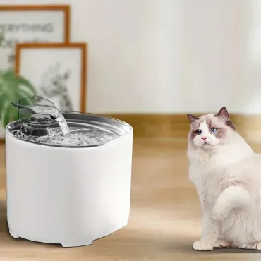 Автоматична поилка за котки и кучета - сензор 2.2л | jumbo-catalog.bg