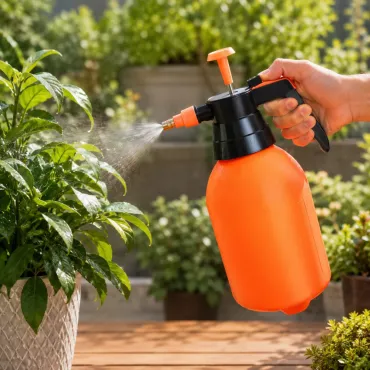 Ръчна пръскачка с помпа 2L за градина | jumbo-catalog.bg