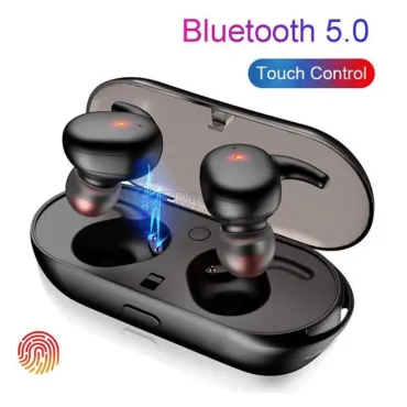 True Wireless Stereo (TWS) Слушалки със зарядна станция и тъч контрол