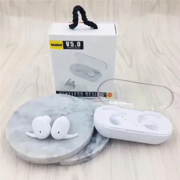 True Wireless Stereo (TWS) Слушалки със зарядна станция и тъч контрол