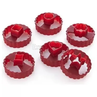 Оригинални слепени сладки с Linzer cookie cutters