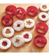 Оригинални слепени сладки с Linzer cookie cutters
