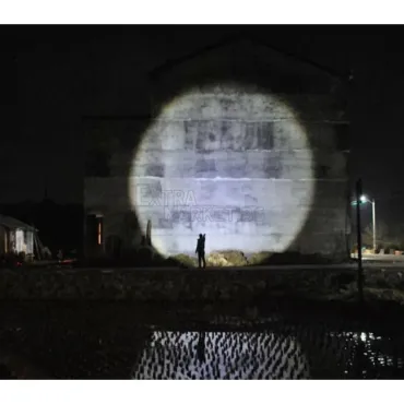 Мощен акумулаторен CREE LED T6 фенер POLICE 800000W