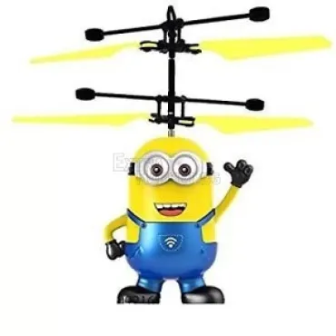 Летящ миньон-хеликоптер minions