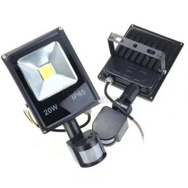 Led прожектор със сензор за движение 20W (Влагозащитен)