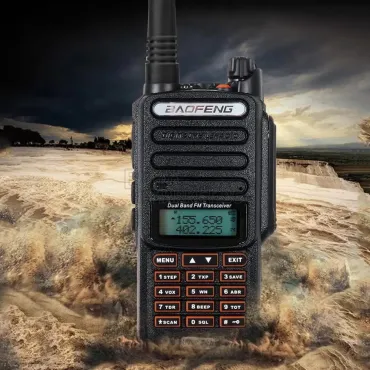 Компактна радиостанция UV-9R с две честоти Baofeng