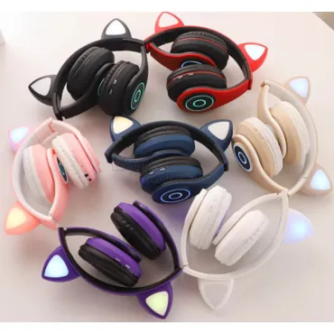 Детски забавни сгъваеми Bluetooth слушалки с котешки уши