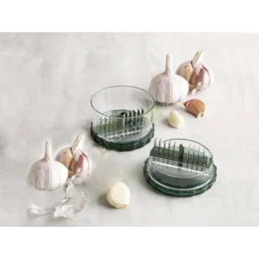 Многофункционален уред за рязане на чесън и др. - Garlic Pro